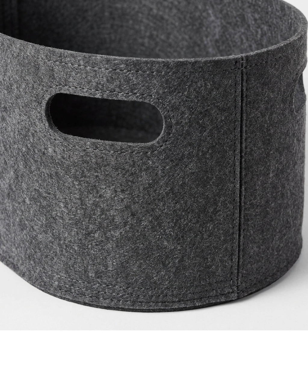 Qamvi Felt Oval Storage Basket with Cutout Handles 28 L - Detail view